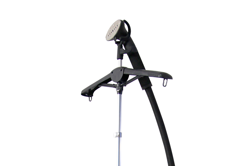 2000W Aesthetically Pleasing Durable High Cost-Effective Black Vertical Garment Steamer