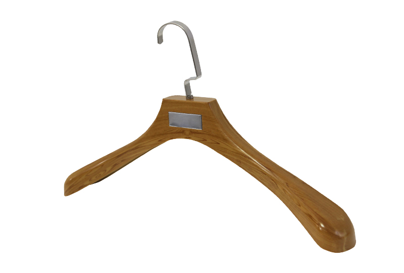 Classic Style Wooden Metal Hook Hanger