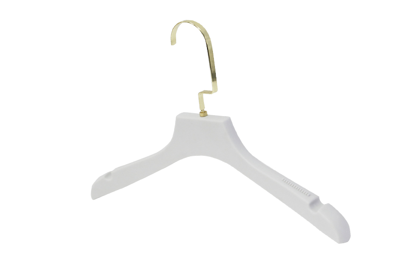 White Fashionable Simple Plastic Hanger