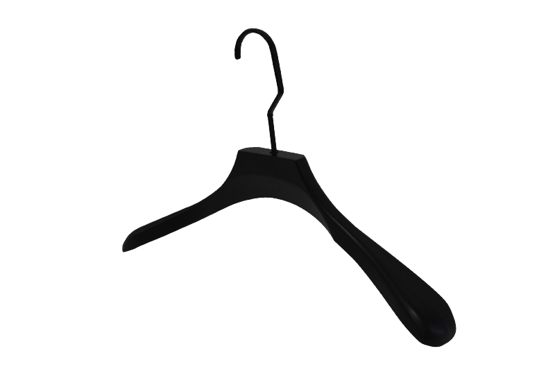 Black Lightweight and Practical Plastic Hanger