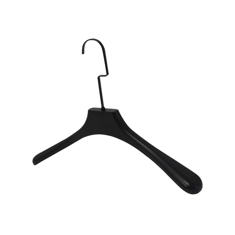 Black Beautiful and Lightweight Plastic Hanger